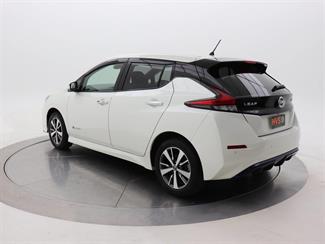 2019 Nissan Leaf - Thumbnail