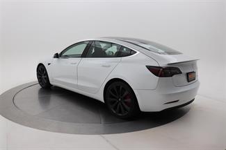 2020 Tesla Model 3 - Thumbnail