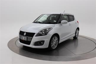 2015 Suzuki Swift - Thumbnail