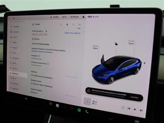 2019 Tesla Model 3 - Thumbnail