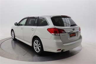 2013 Subaru Legacy - Thumbnail