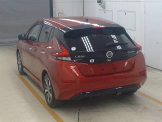 2019 Nissan Leaf - Thumbnail