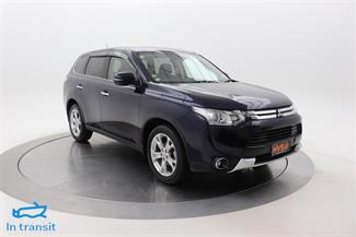 2014 Mitsubishi Outlander - Thumbnail