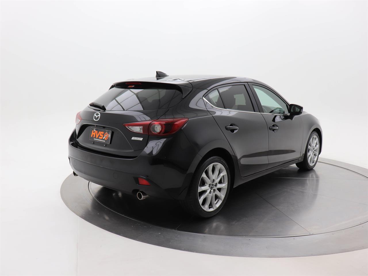 2015 Mazda Axela