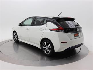 2019 Nissan Leaf - Thumbnail