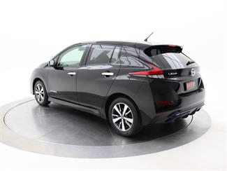 2019 Nissan Leaf - Thumbnail