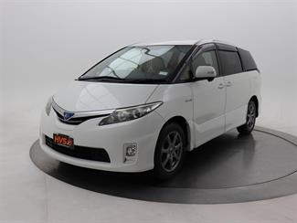 2014 Toyota Estima - Thumbnail