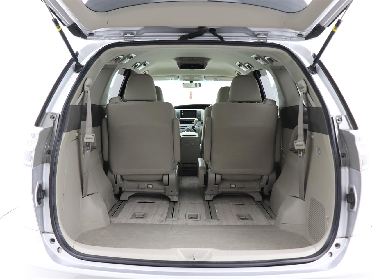 2012 Toyota Estima