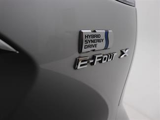 2012 Toyota Estima - Thumbnail