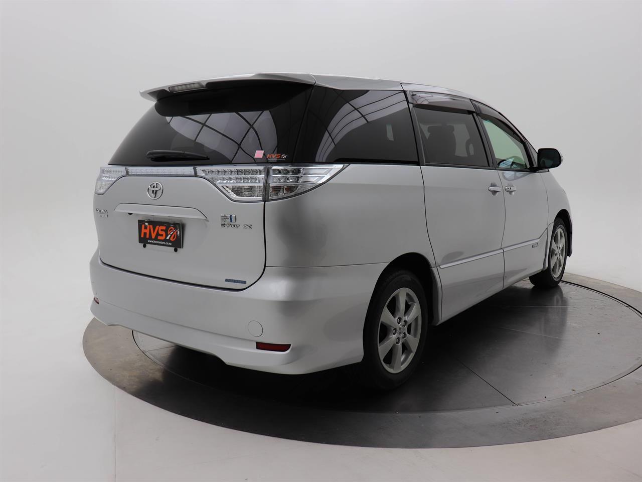 2012 Toyota Estima