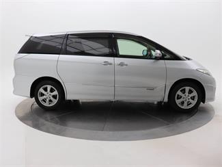 2012 Toyota Estima - Thumbnail