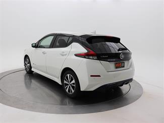 2020 Nissan Leaf - Thumbnail