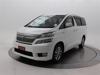 2013 Toyota Vellfire - Thumbnail