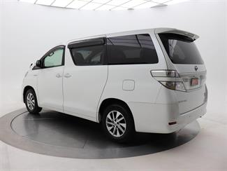 2013 Toyota Vellfire - Thumbnail