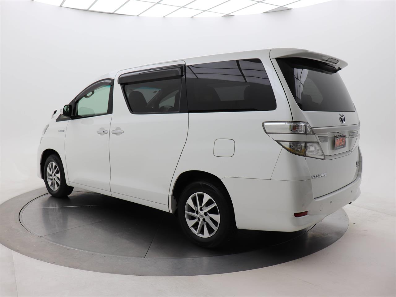 2013 Toyota Vellfire