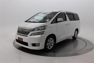 2012 Toyota Vellfire - Thumbnail