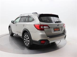 2015 Subaru Outback - Thumbnail