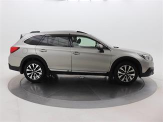 2015 Subaru Outback - Thumbnail