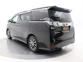 2015 Toyota Vellfire - Thumbnail