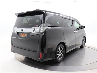 2015 Toyota Vellfire - Thumbnail