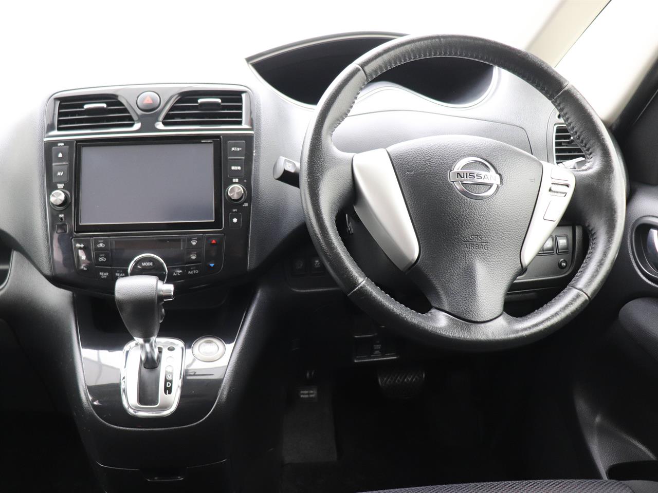 2013 Nissan Serena