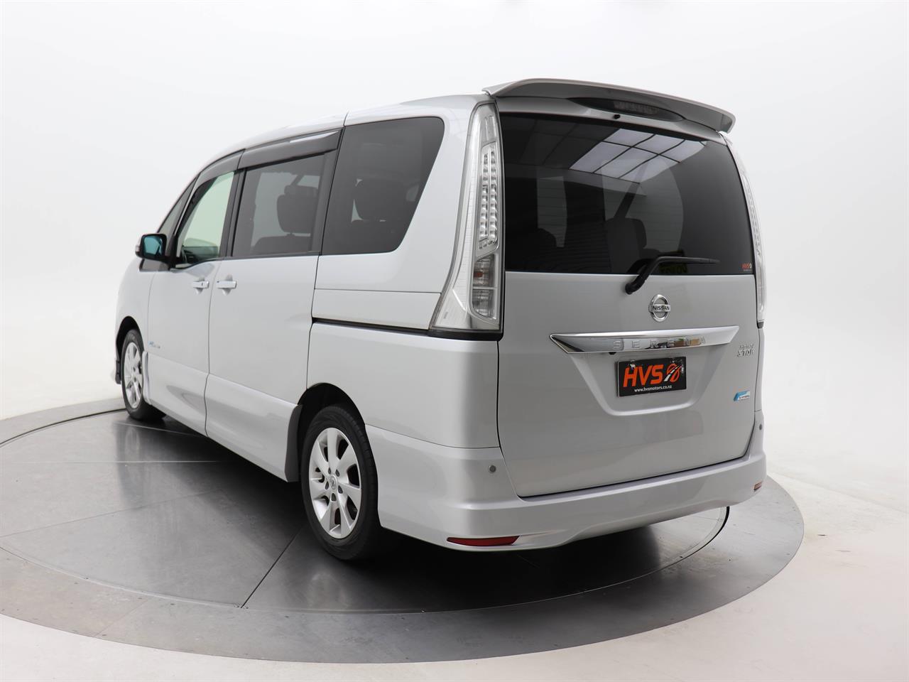 2013 Nissan Serena