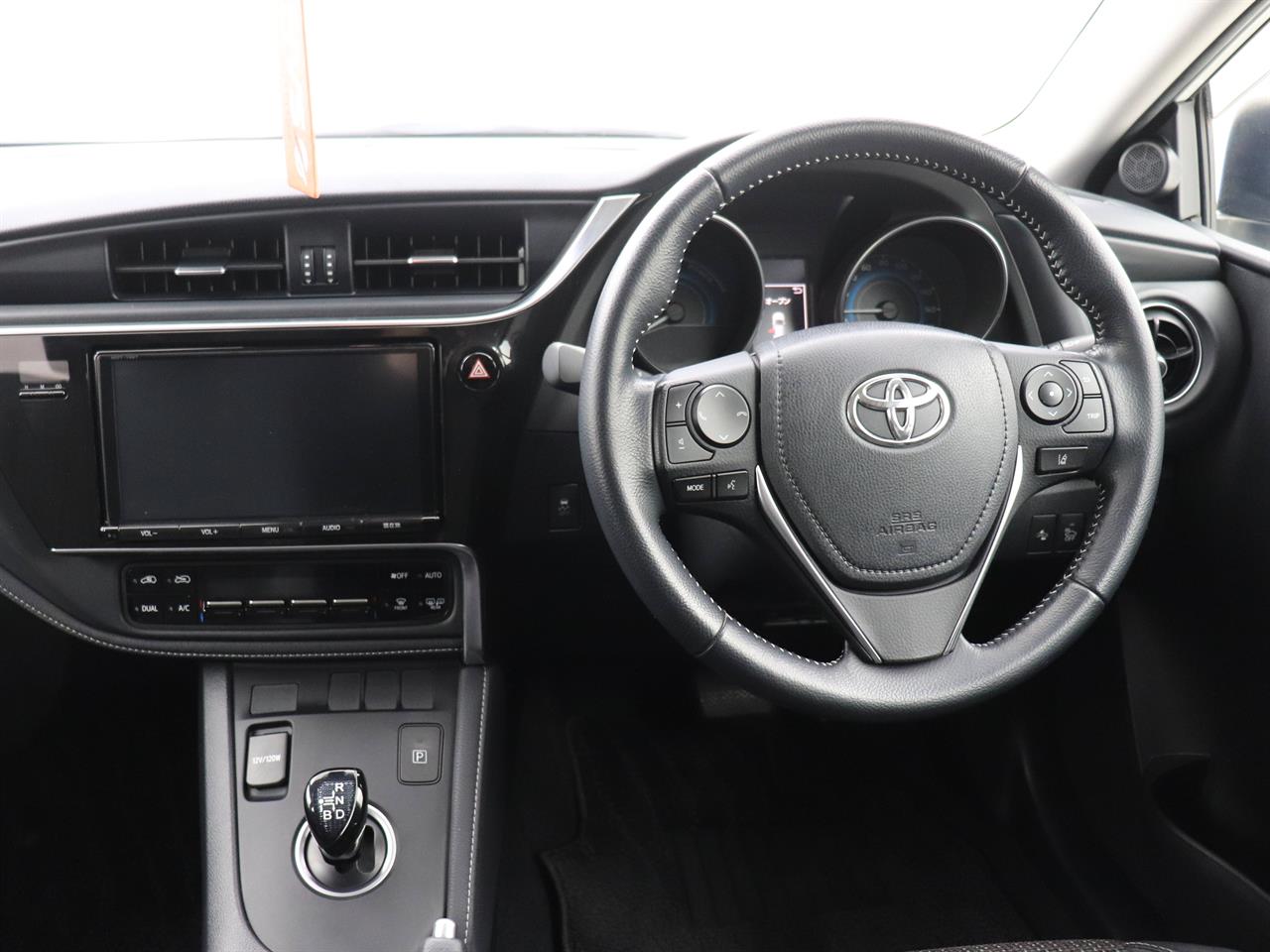 2017 Toyota Auris