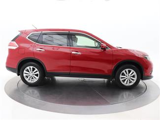 2015 Nissan X-Trail - Thumbnail