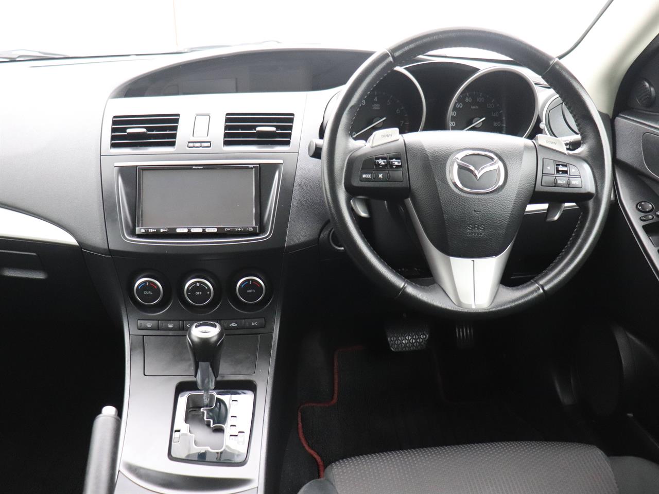 2012 Mazda Axela