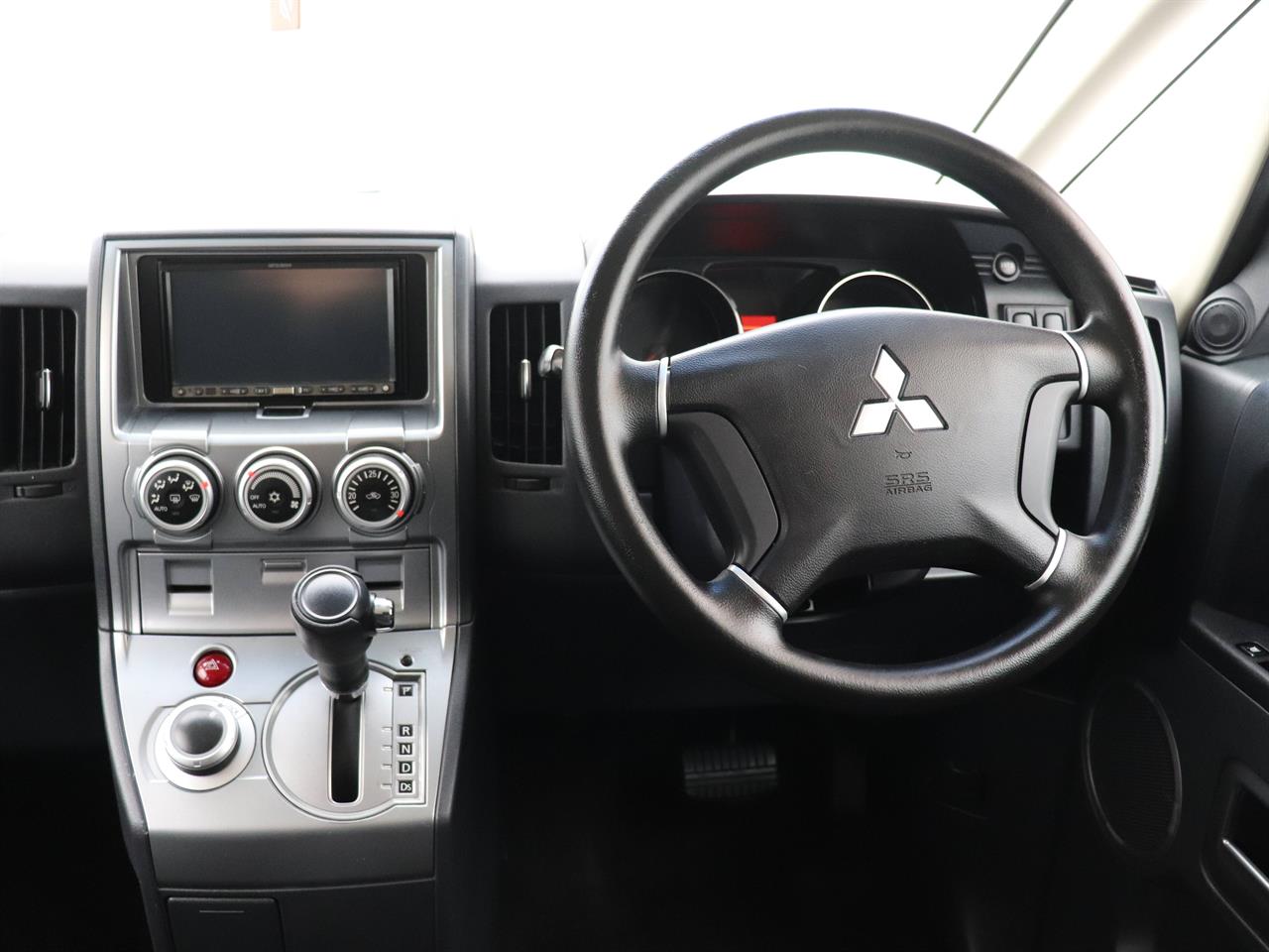 2007 Mitsubishi Delica