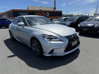 2016 Lexus IS 200t - Thumbnail