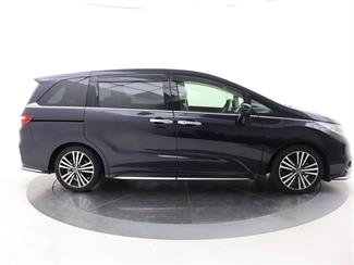 2013 Honda Odyssey - Thumbnail