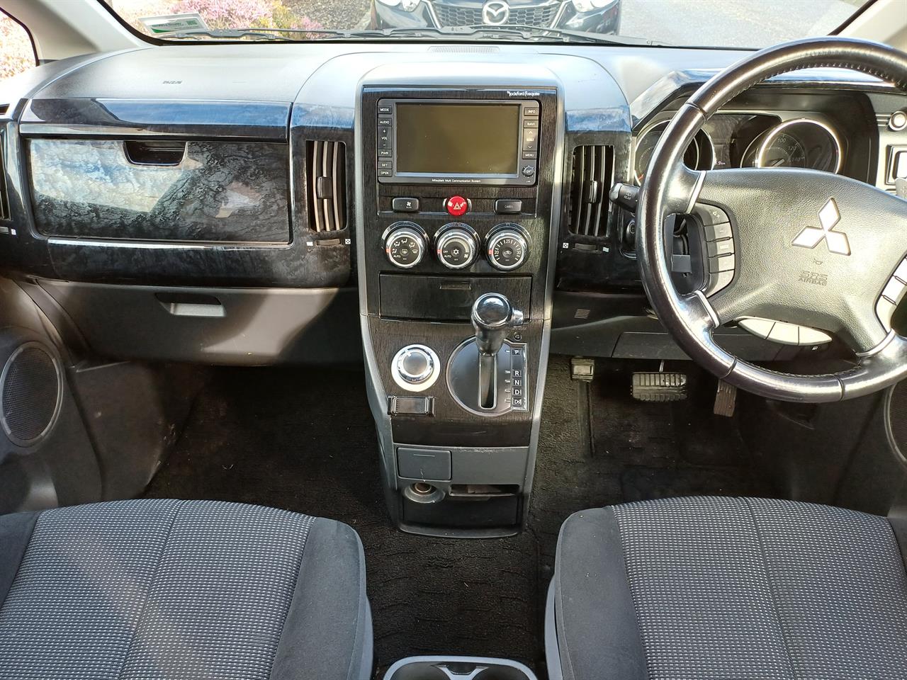 2010 Mitsubishi Delica