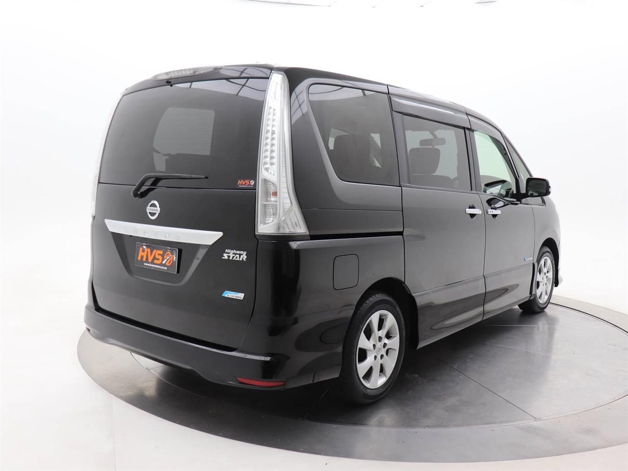 2013 Nissan Serena