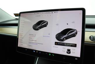 2019 Tesla Model 3 - Thumbnail