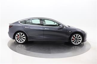 2019 Tesla Model 3 - Thumbnail