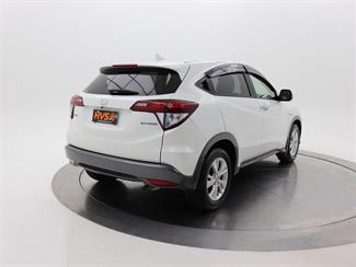 2014 Honda Vezel - Thumbnail