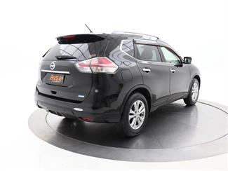 2015 Nissan X-Trail - Thumbnail