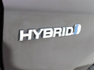 2013 Toyota Prius - Thumbnail