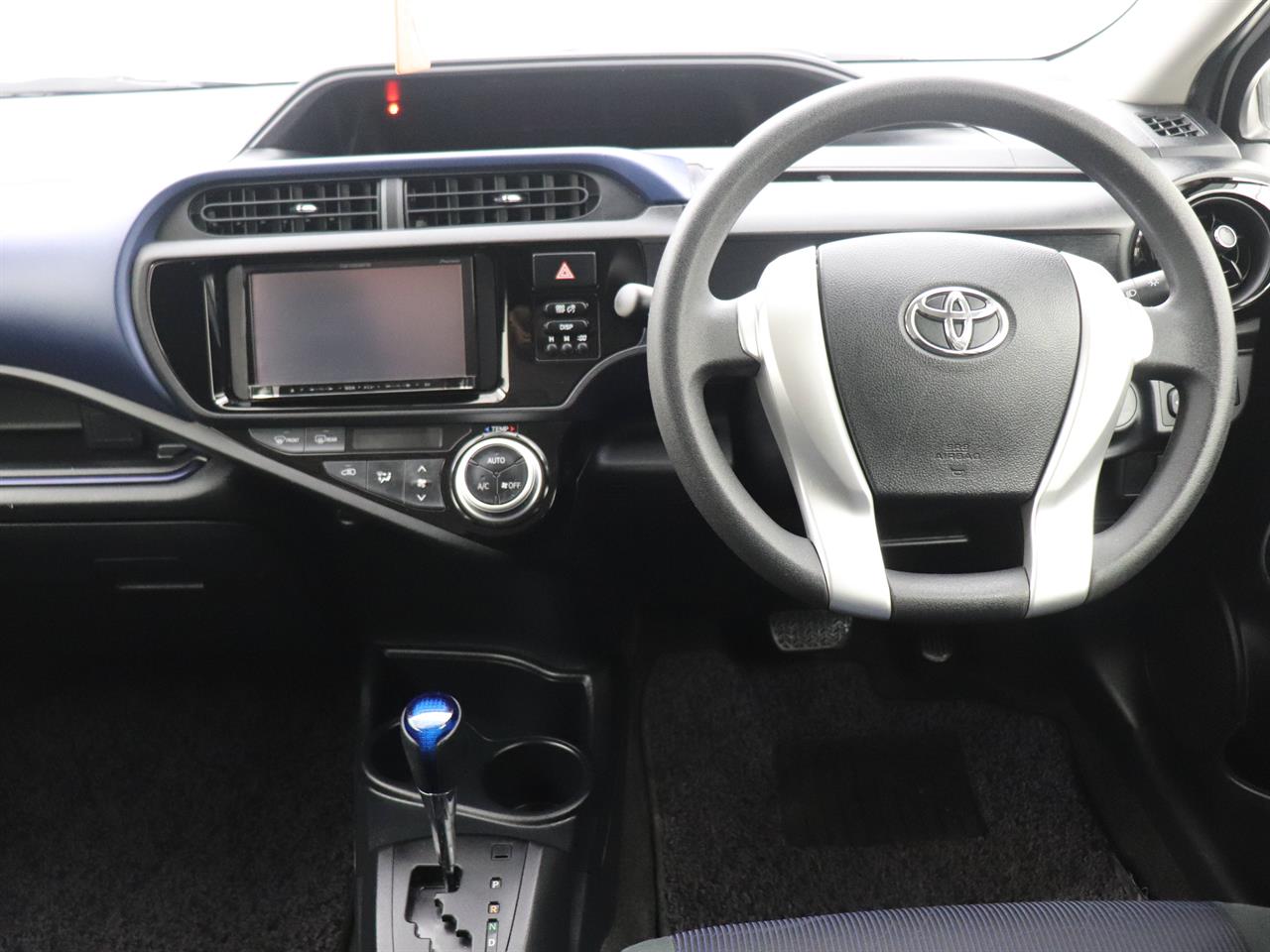 2015 Toyota Aqua