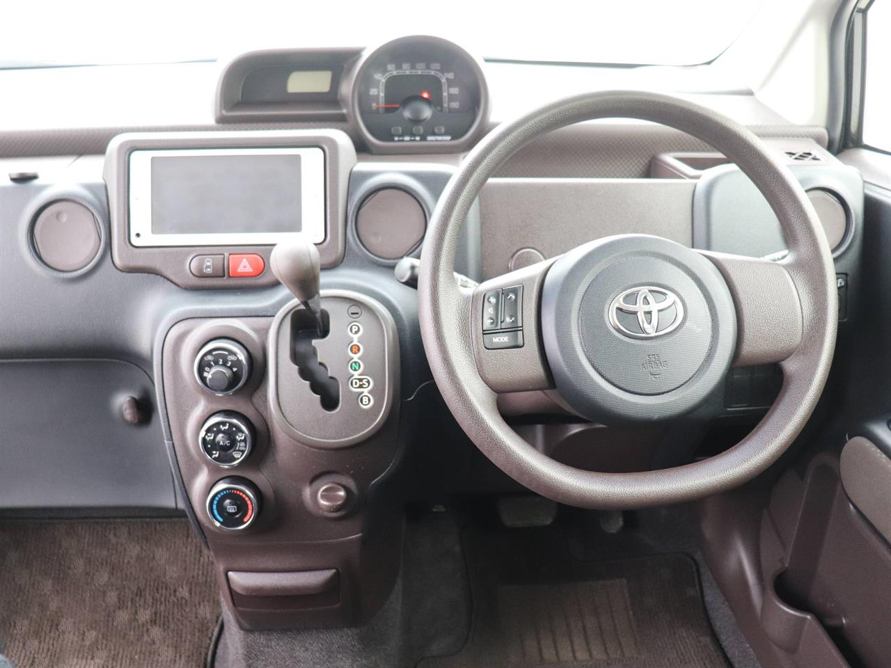 2013 Toyota SPADE