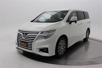 2018 Nissan Elgrand - Thumbnail