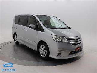 2013 Nissan Serena - Thumbnail