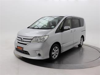 2013 Nissan Serena - Thumbnail