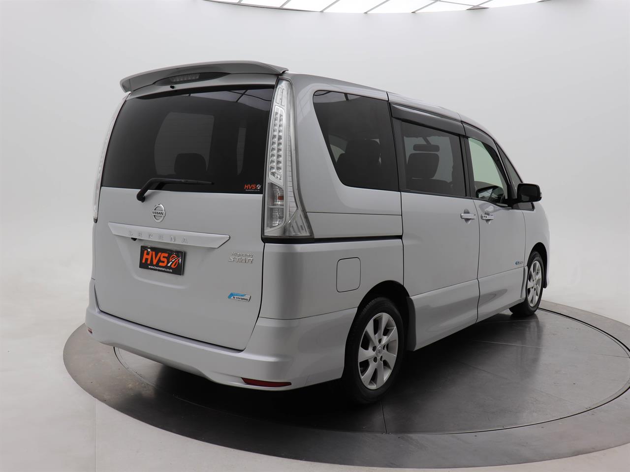 2013 Nissan Serena