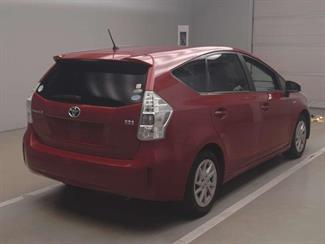 2013 Toyota Prius - Thumbnail