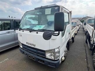 2012 Isuzu Elf - Thumbnail