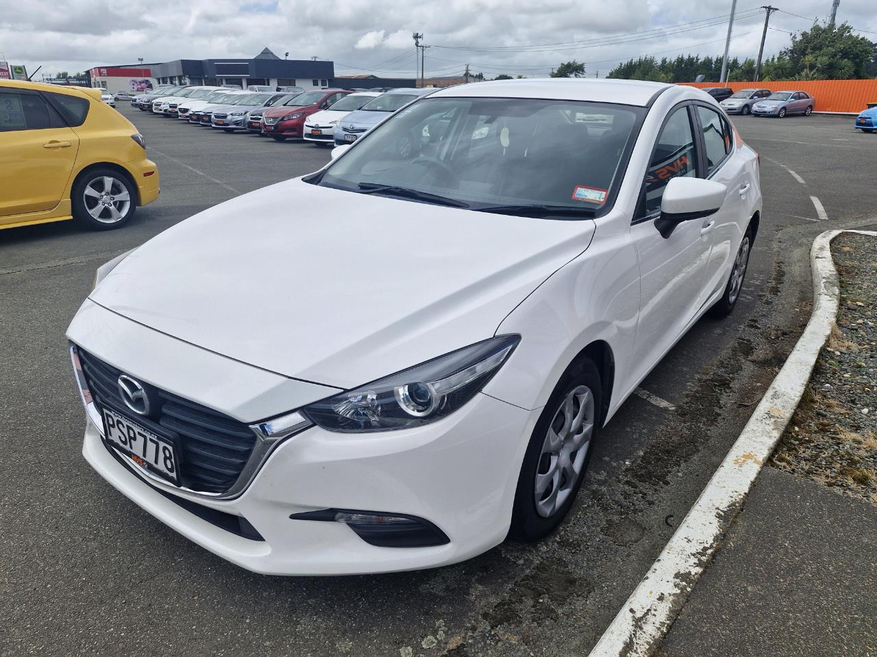 2018 Mazda Axela