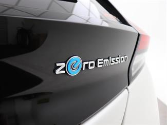 2018 Nissan Leaf - Thumbnail