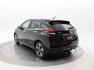 2019 Nissan Leaf - Thumbnail